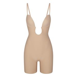 Skims Deep Plunge Shapewear NWT (Size S) MRSP$128